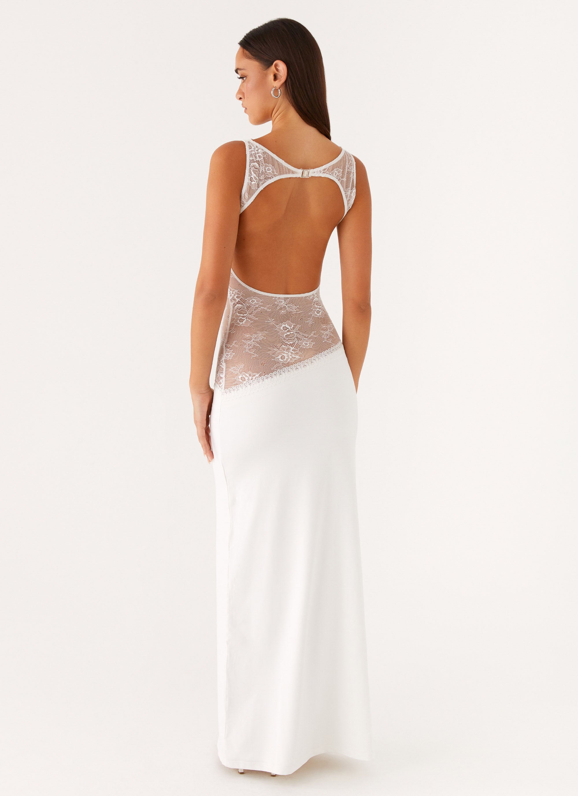 Robe Ava
