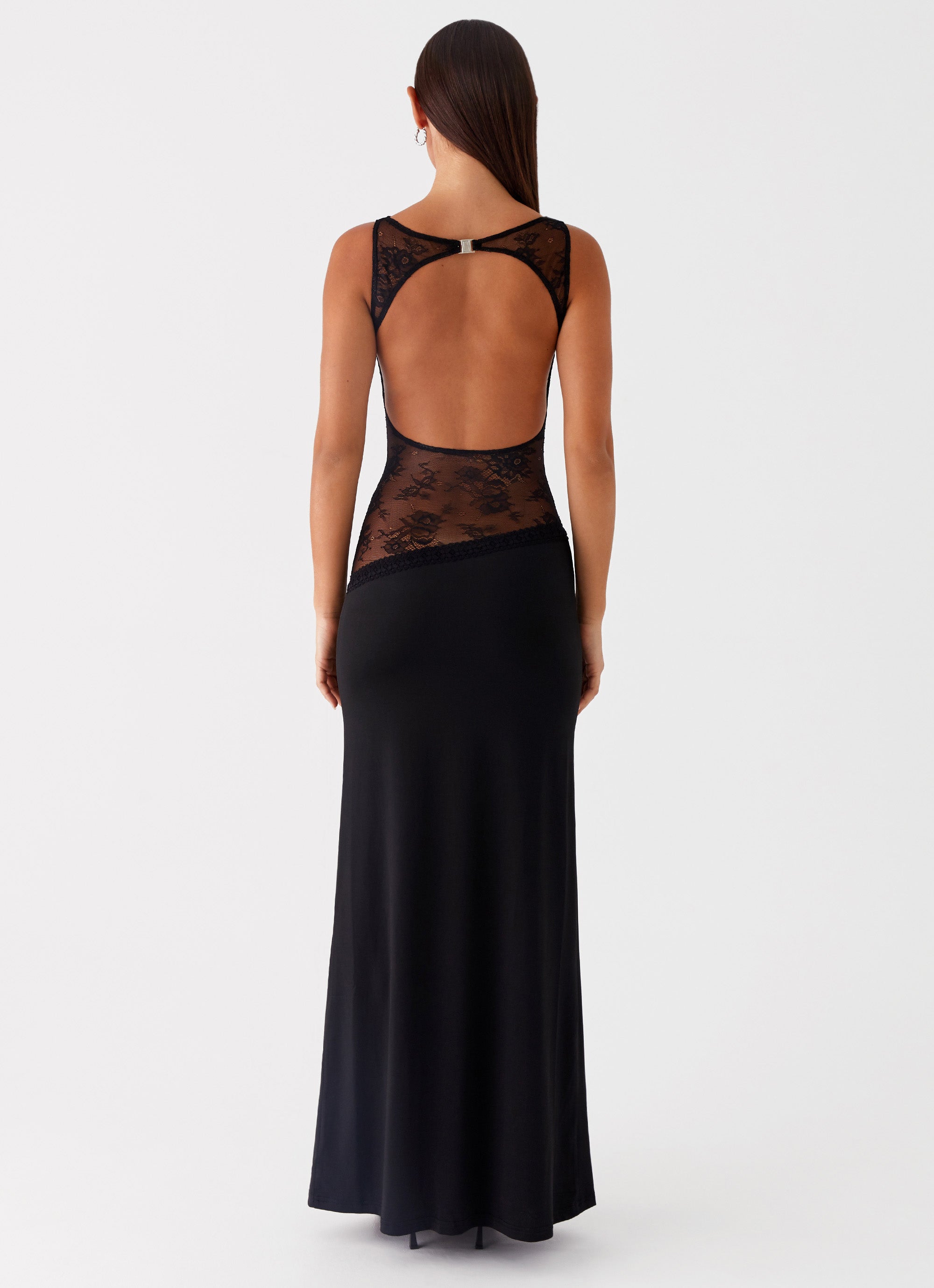 Robe Ava